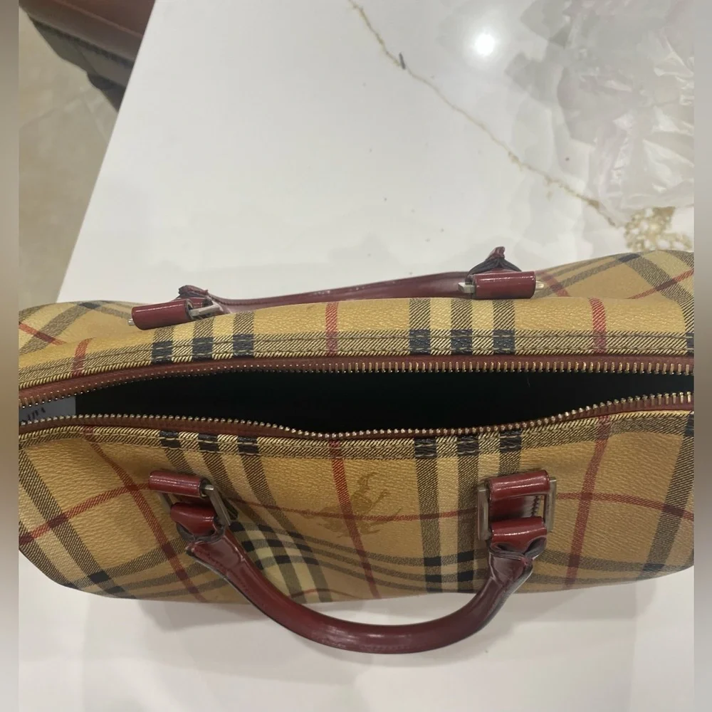 Burberry Tan and Red satchel with Classic Check Pattern - Picture 4 of 7